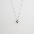 Silver necklace with black Tahitian pearl