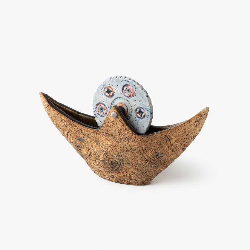 Ceramic decorative boat with porcelain washer