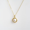 Gold-plated necklace with freshwater pearl