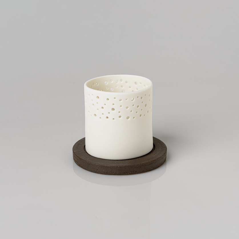 Porcelain candleholder