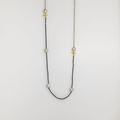 Long necklace with details in gold, labradorites, hematites and pearls