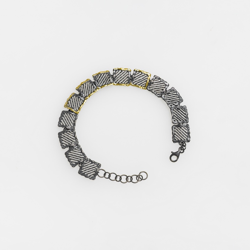 Distinct Bracelet in Silver & Gold with Pattern of Squares