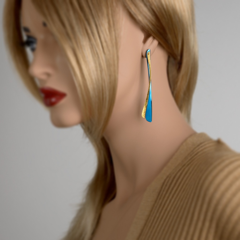 Radiant blue titanium earrings with gold