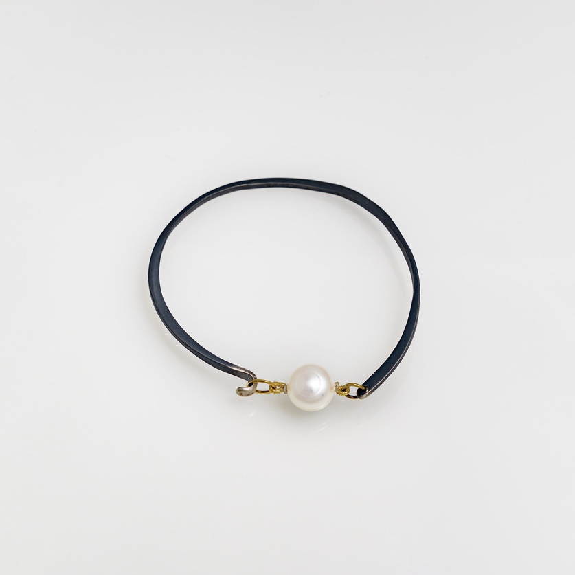 Βραχιόλι σε ασήμι και χρυσό με μαργαριτάρι γλυκού νερού