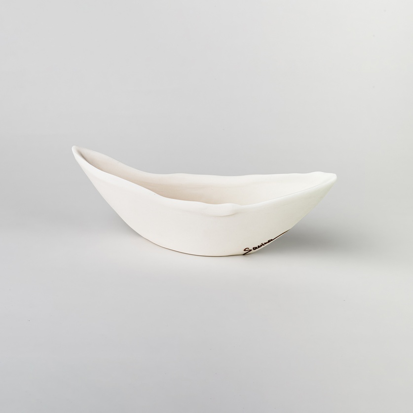 Porcelain little boat