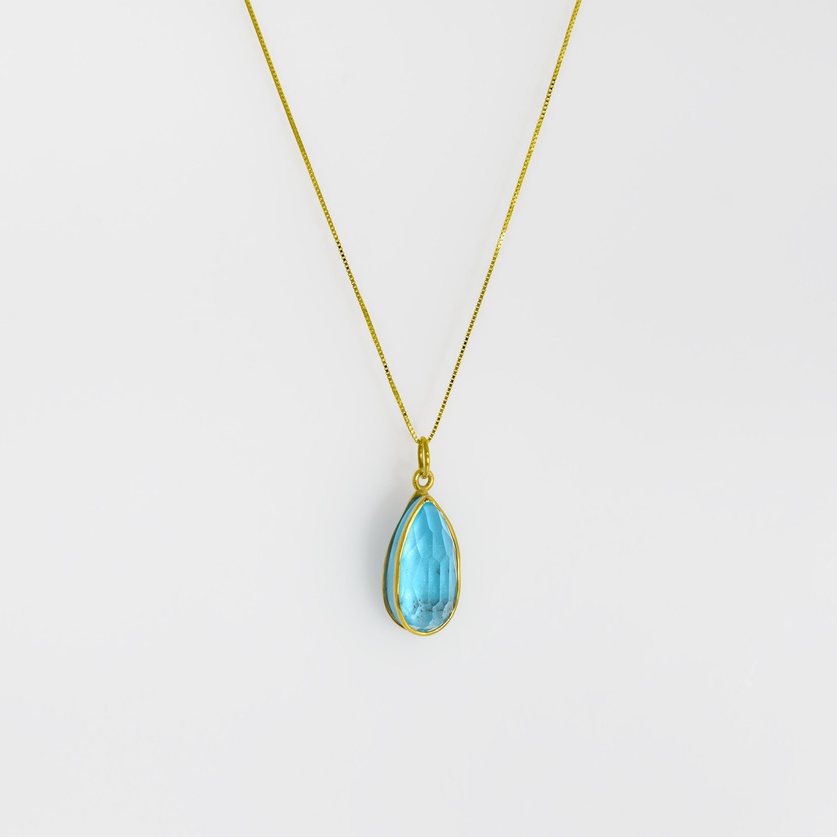 Sparkling turquoise & quartz doublet stone necklace in gold