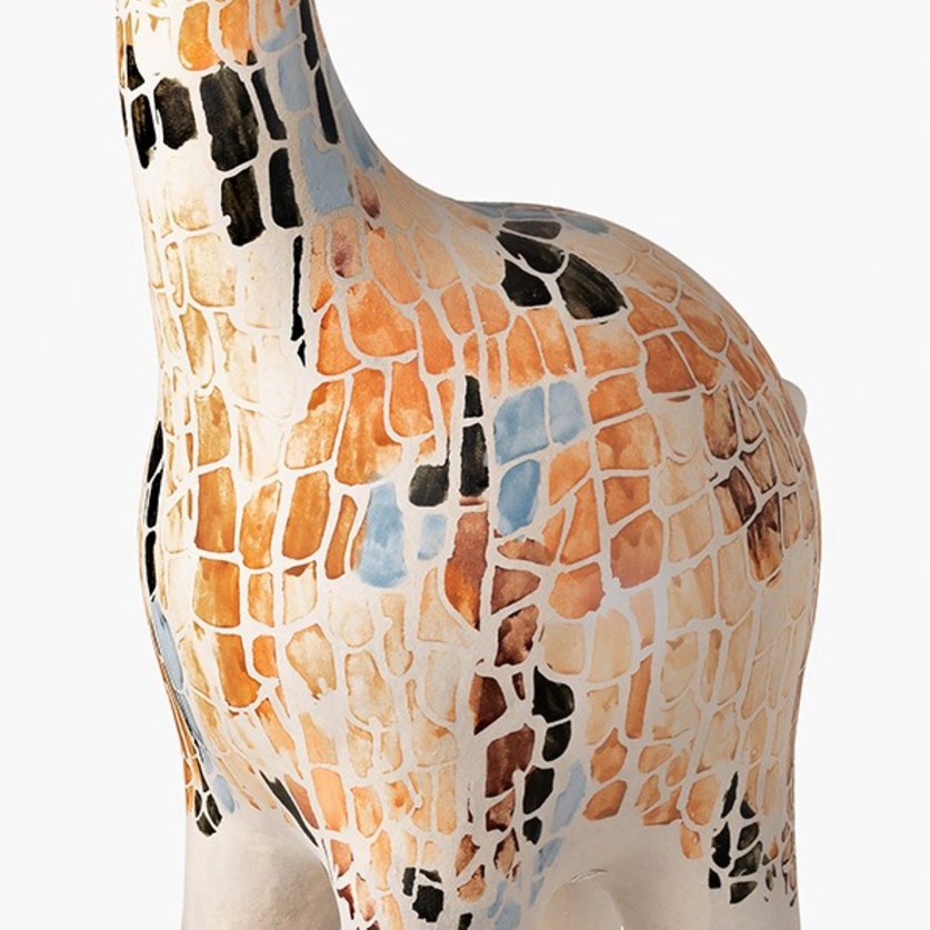 Amazing ceramic giraffe