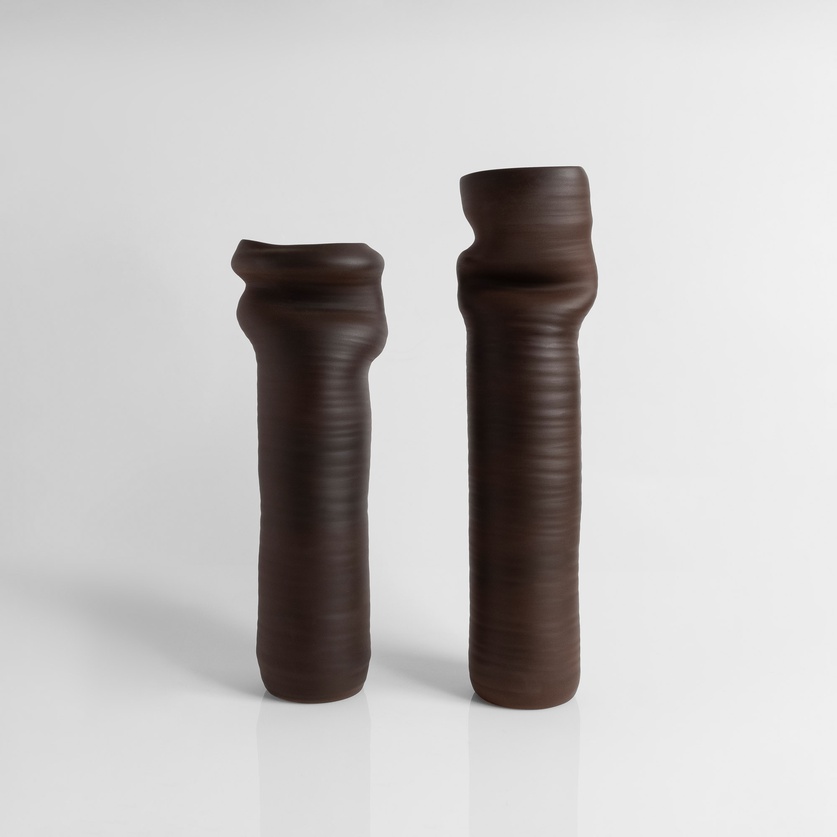 Ceramic vase with an asymmetrical cylindrical shape (large size)