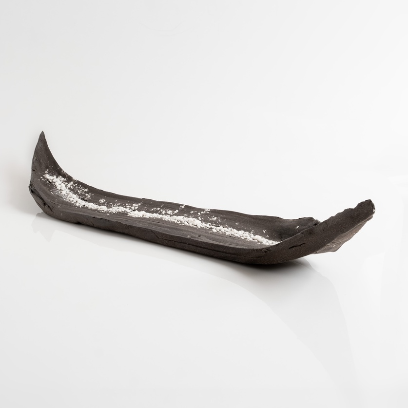 Μακρόστενη ξεχωριστή πιατέλα