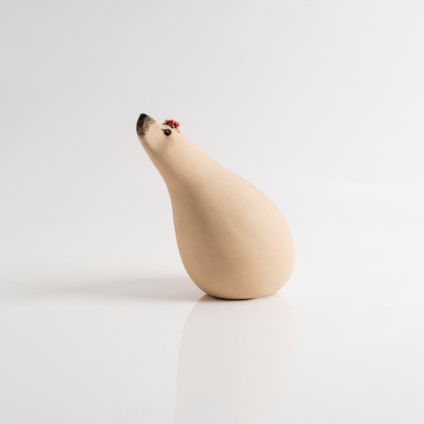 Ceramic decorative bear (female)