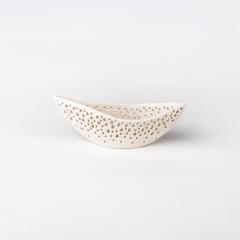 Porcelain little boat
